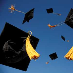 November 2015 Scholarships: Apply Now!