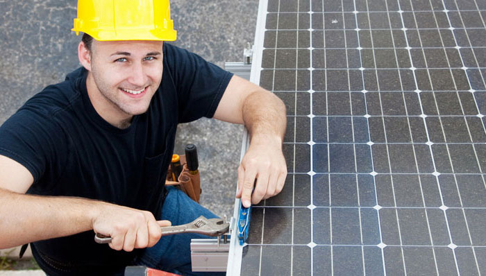 Train to Be a Wind or Solar Technician