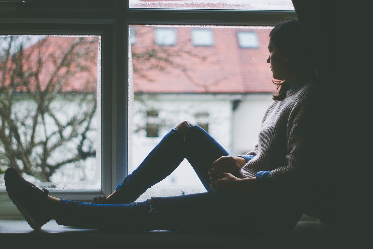 SAD & COVID-19: Experiencing Seasonal Affective Disorder while social distancing at home and ways you can get help