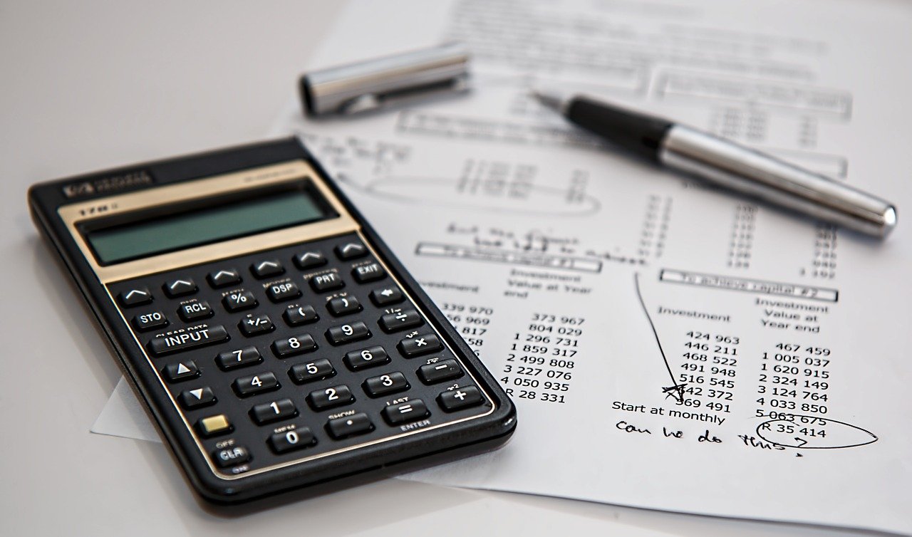 Be Tax-Savvy – What You Need to Know about Taxes when Employed and Self-Employed