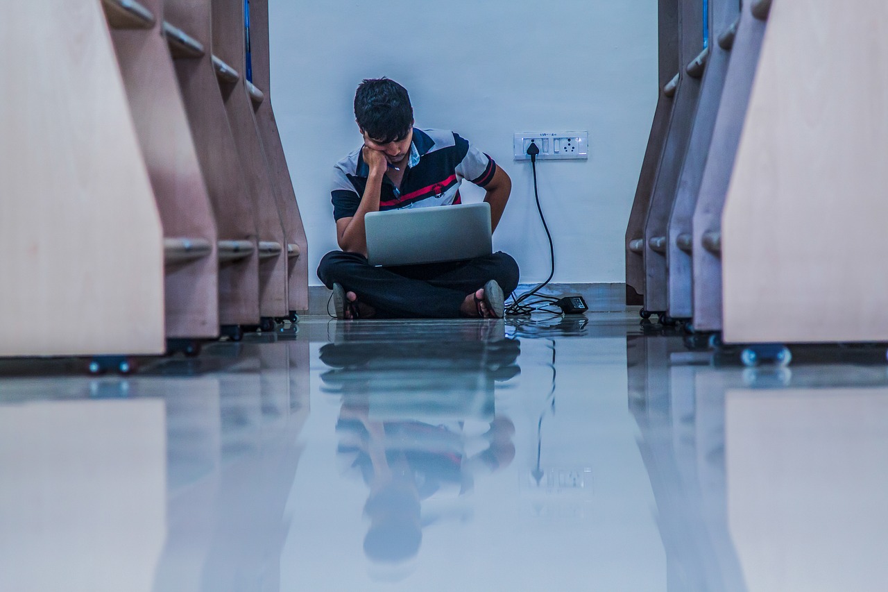 Benefits and Challenges of a Solitary Job