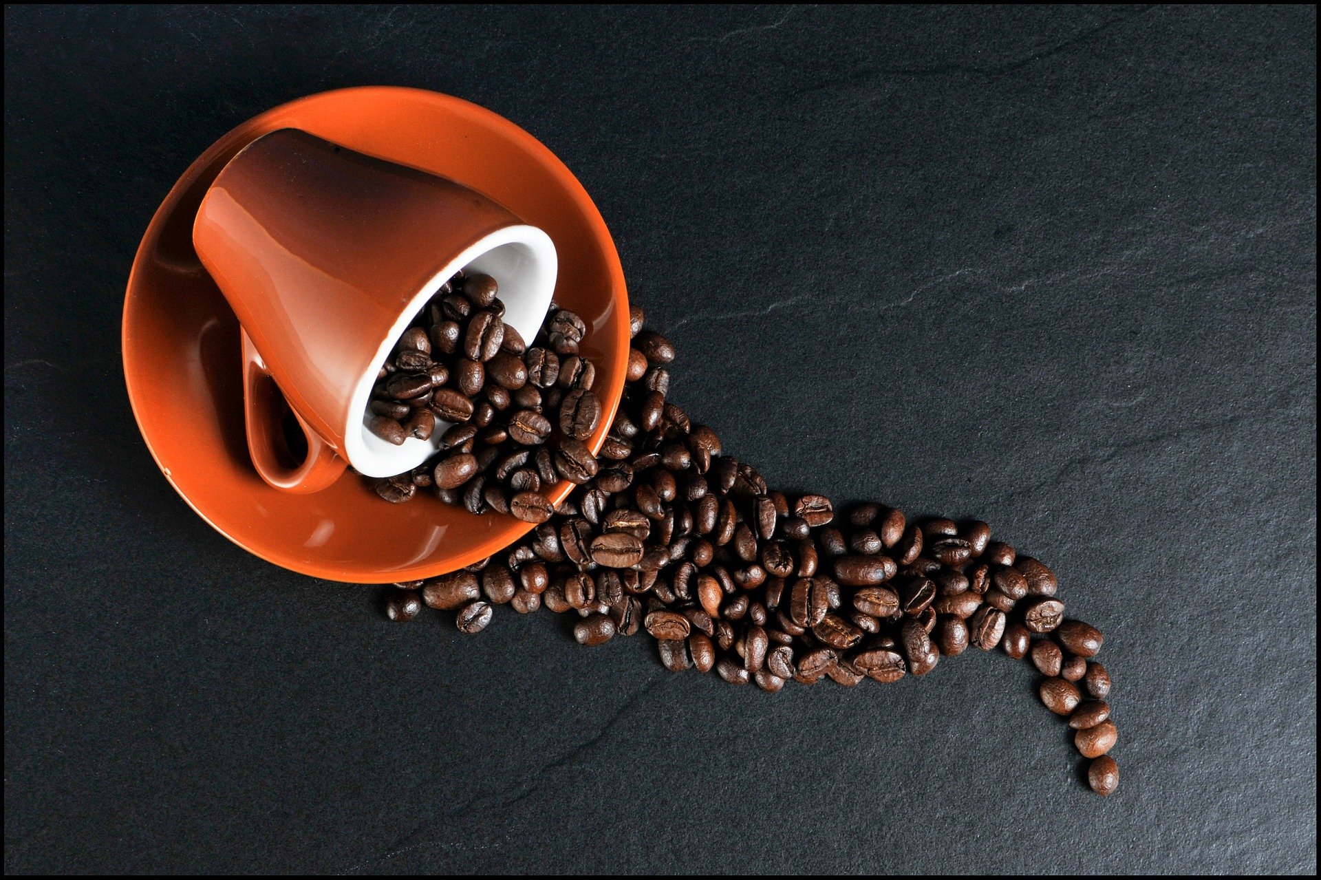 Jitters & Yawns: The Pros and Cons of Coffee and How to Control the Habit