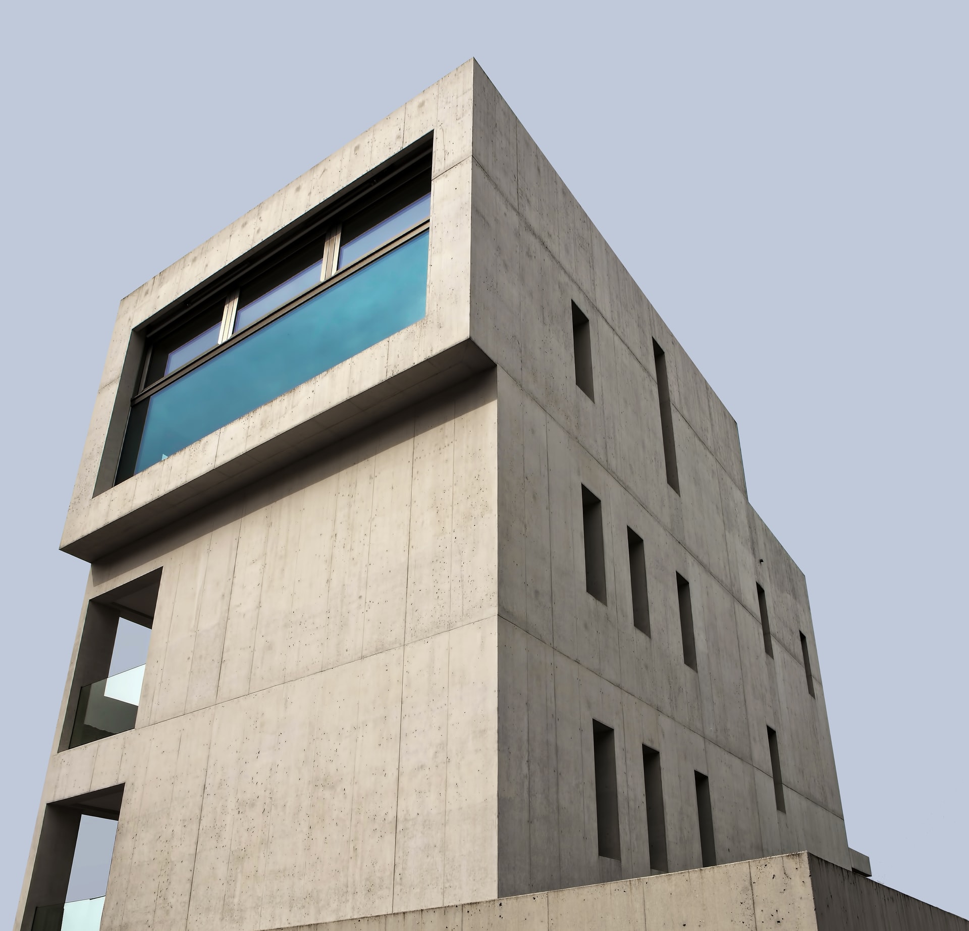 Career Profile: Cement (Concrete) Finisher (French version available)