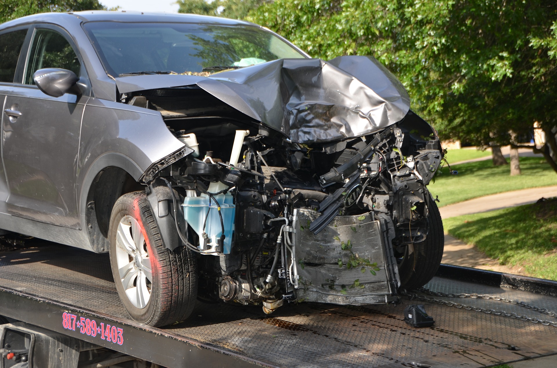 Career Profile: Auto Body Repairer (French version available)