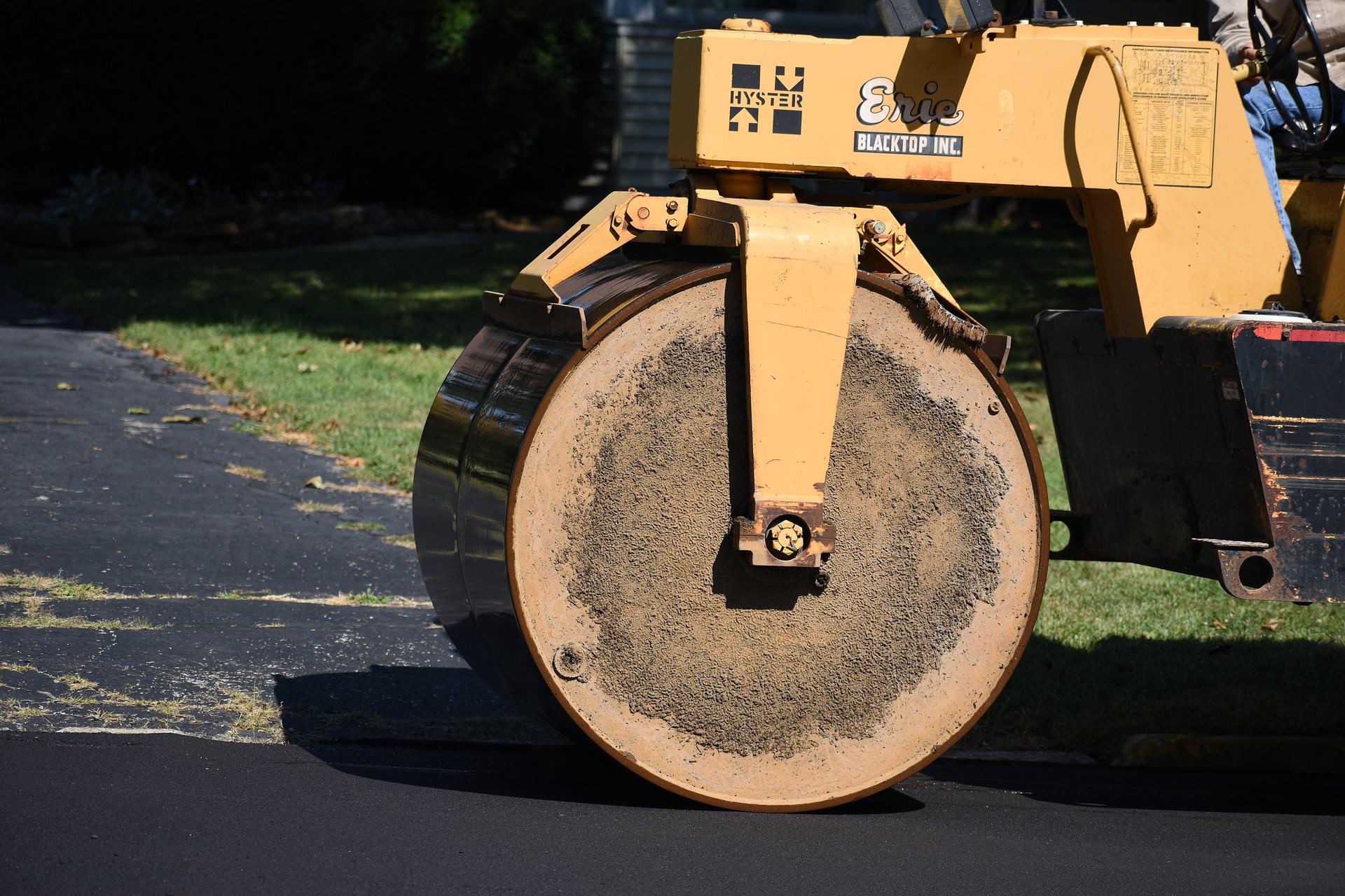 Paving and Surface Equipment Operator (French version available)