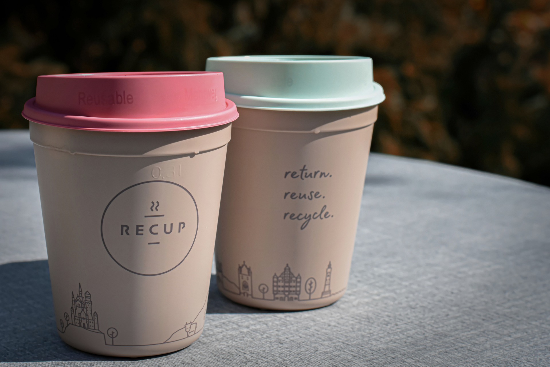 Reusing and Repurposing: 3 Reasons Why These Two “R”s Are Better than Recycling (French version available)