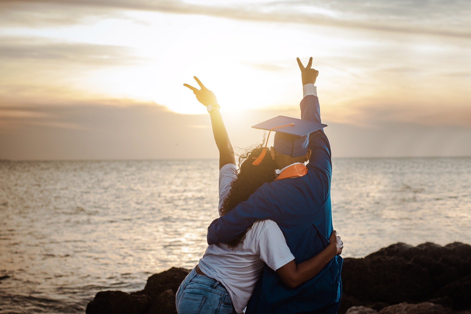 Oh No I’m Graduating! Advice for Those about to Graduate or Recent Grads Who Have No Clue What to Do Next