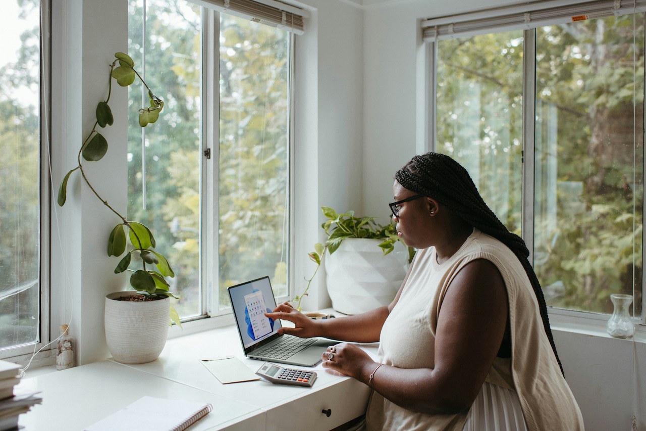 Optimizing Your Home Workspace for Productivity and Health
